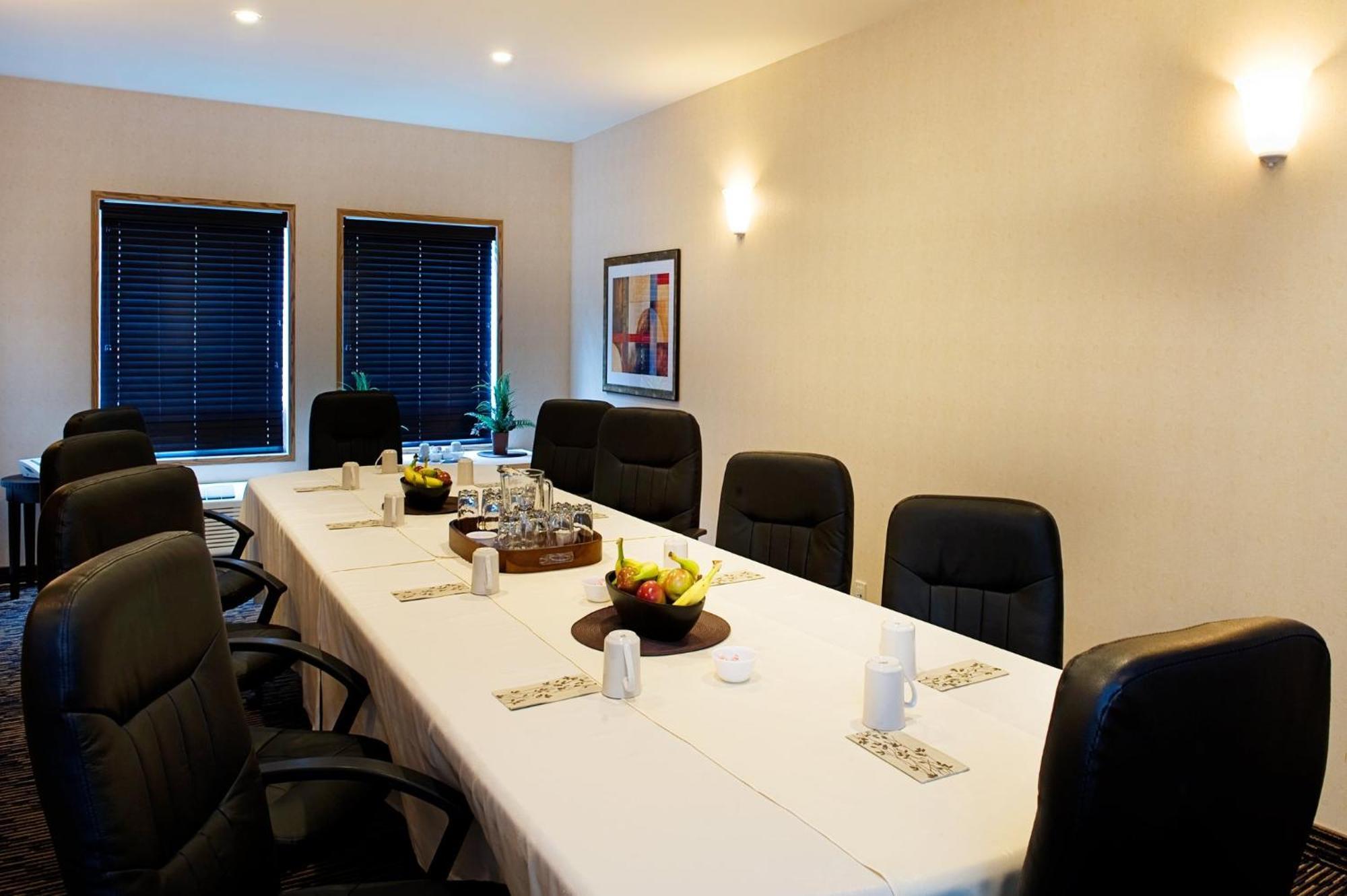 Holiday Inn Express & Suites-Regina-South By Ihg Kültér fotó